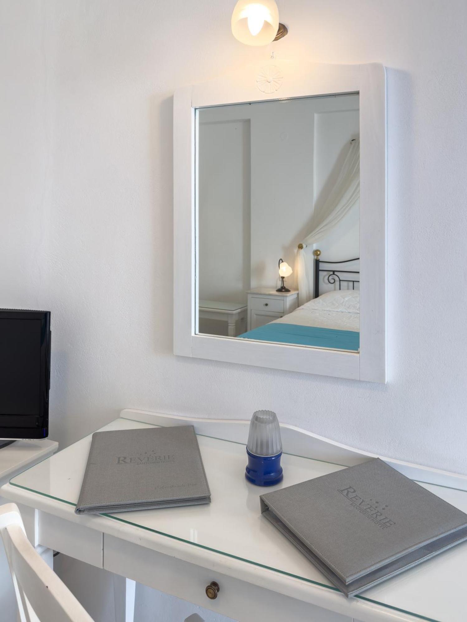 פירוסטפני Reverie Santorini Hotel מראה חיצוני תמונה