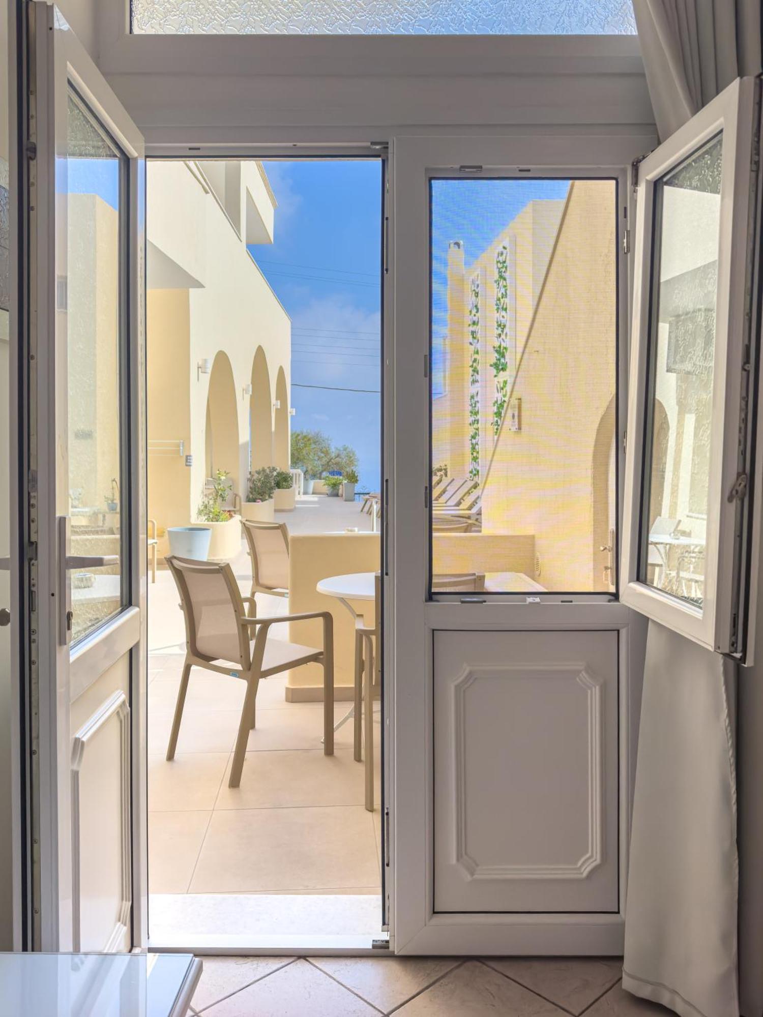 פירוסטפני Reverie Santorini Hotel מראה חיצוני תמונה